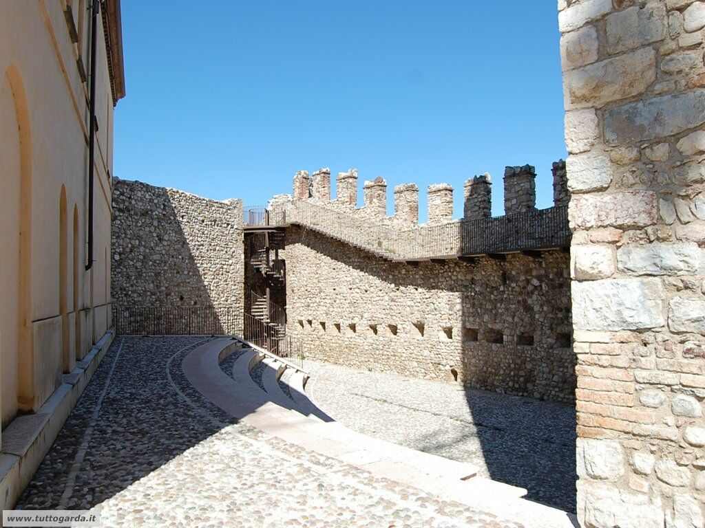 Desenzano del Garda - Castello006.jpg