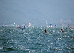 Lago di Garda - il vento Ander